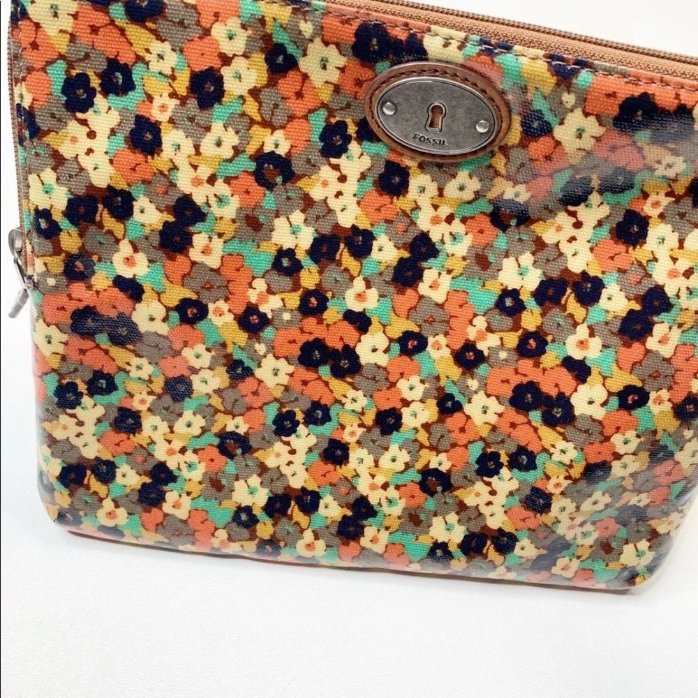 Fossil Key Zipper Case Tablet iPad Floral Coated - Picture 12 of 12
